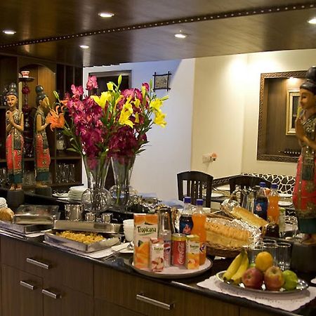 Red Maple Bed & Breakfast Nuova Delhi Esterno foto